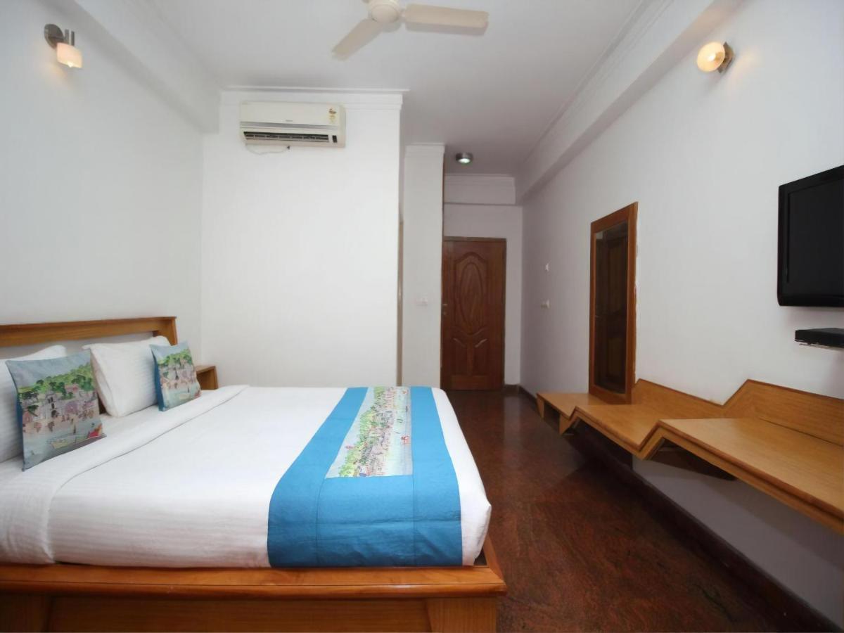 The Mahendra Hotels Mysore Bagian luar foto