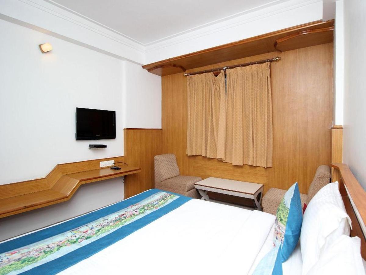 The Mahendra Hotels Mysore Bagian luar foto